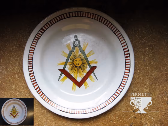 Restauration illusionniste d'une faïence de Nevers