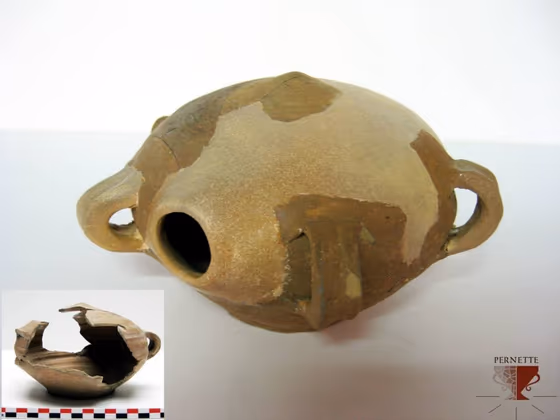 Restauration muséale d'une gourde médiévale du Beauvaisis